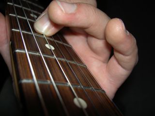 Alle Gitarrenspieltechniken Übersicht Liste